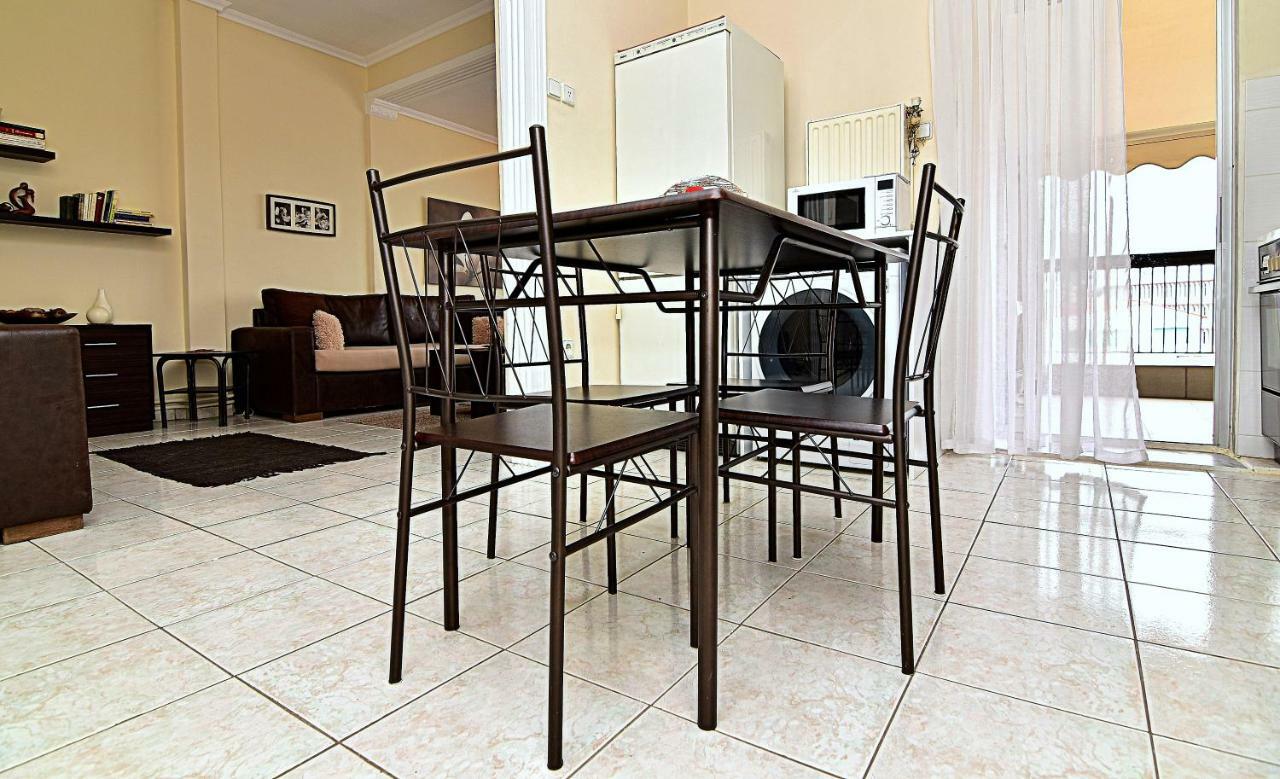 City Center / Apartment 70 Sqm / With View Salonicco Esterno foto